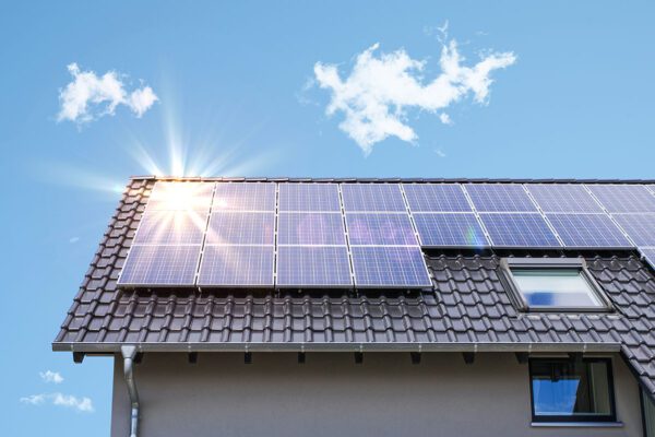 Factors Affecting Solar Panel Prices in Pakistan