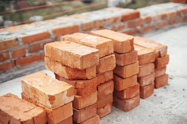 How Does Red Brick Quality Impact Walls and Foundation